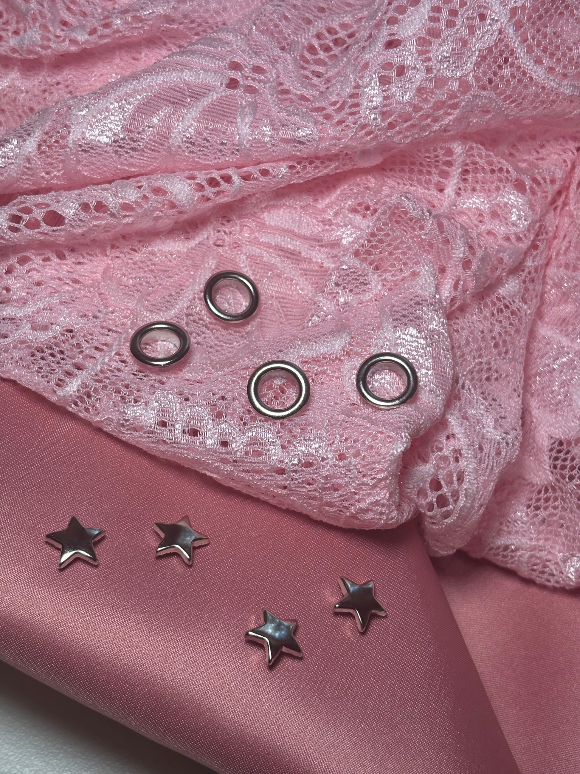 Lace Cowgirl Hat in Bubblegum Pink