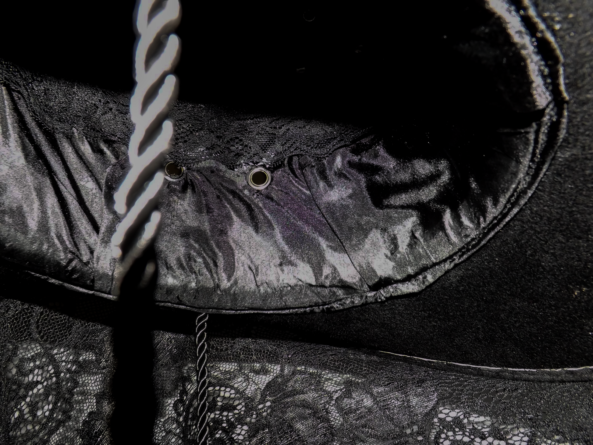 Lace Cowgirl Hat in Black